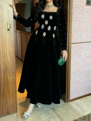Black Velvet Royal Gown