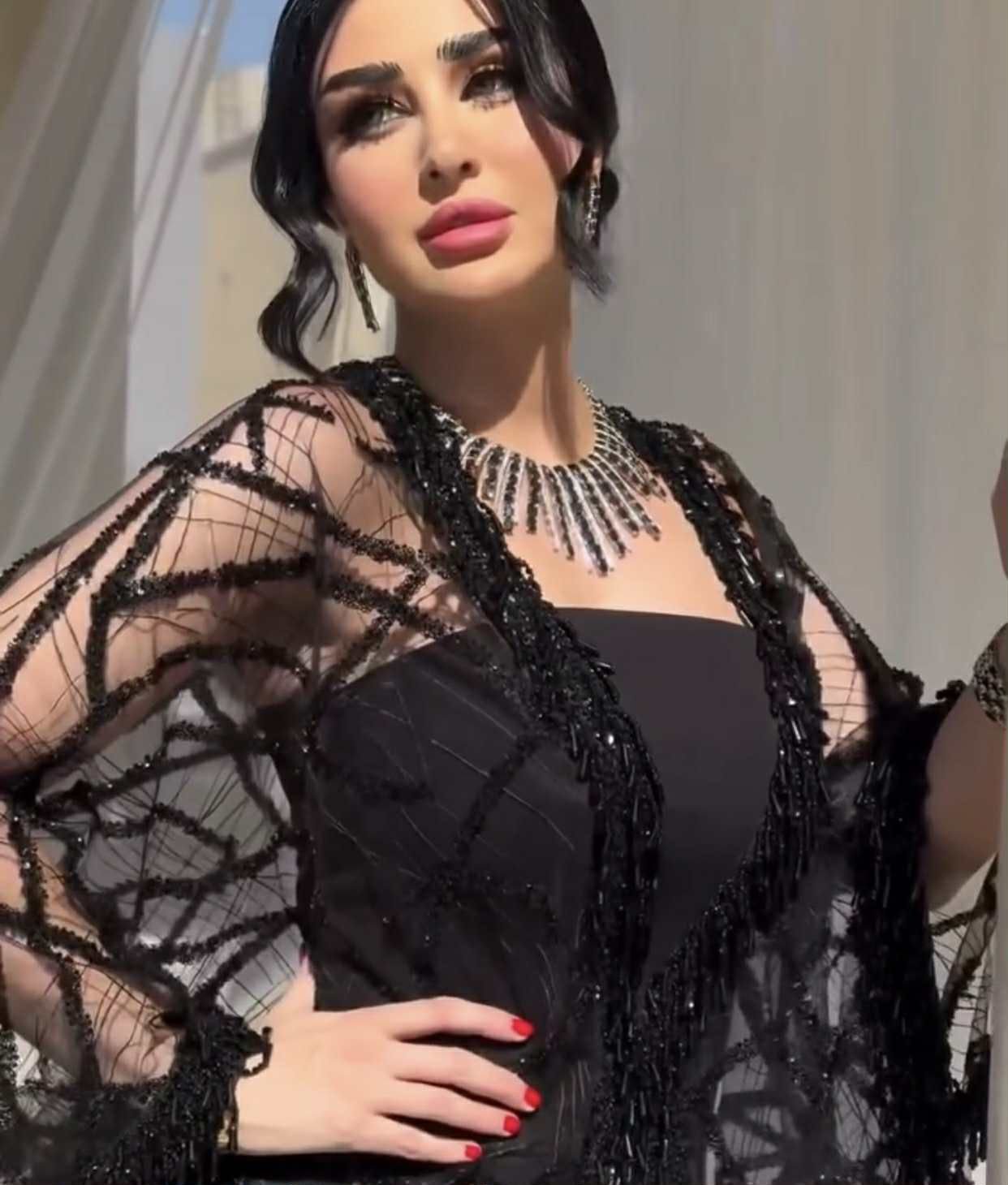 Midnight Elegance Sheer Abaya - Image 2